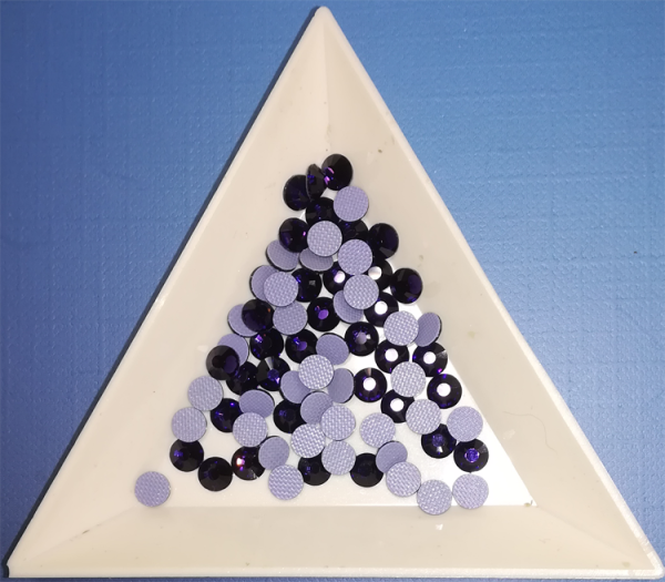 Purple Velvet Strass Steine SS20HF